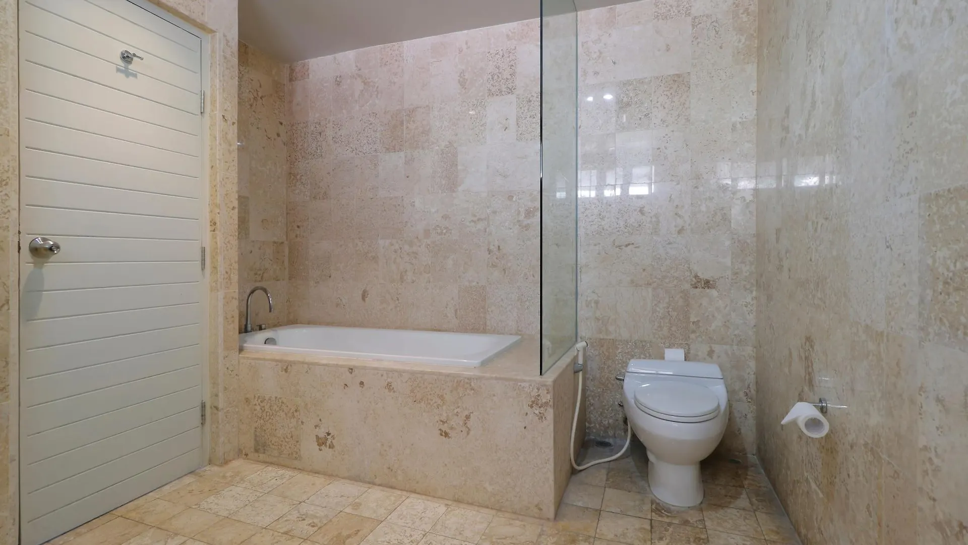 ****  The Lerina Hotel Nusa Dua Нуса-Дуа Индонезия
