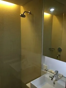 The Lerina Hotel Nusa Dua Нуса-Дуа