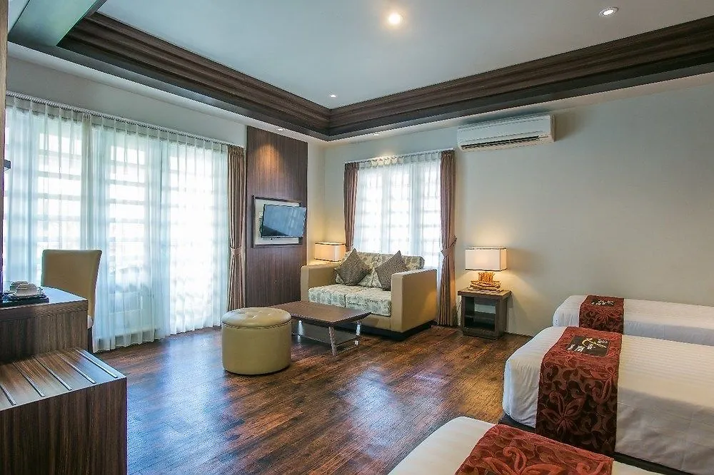The Lerina Hotel Nusa Dua Нуса-Дуа 4*,
